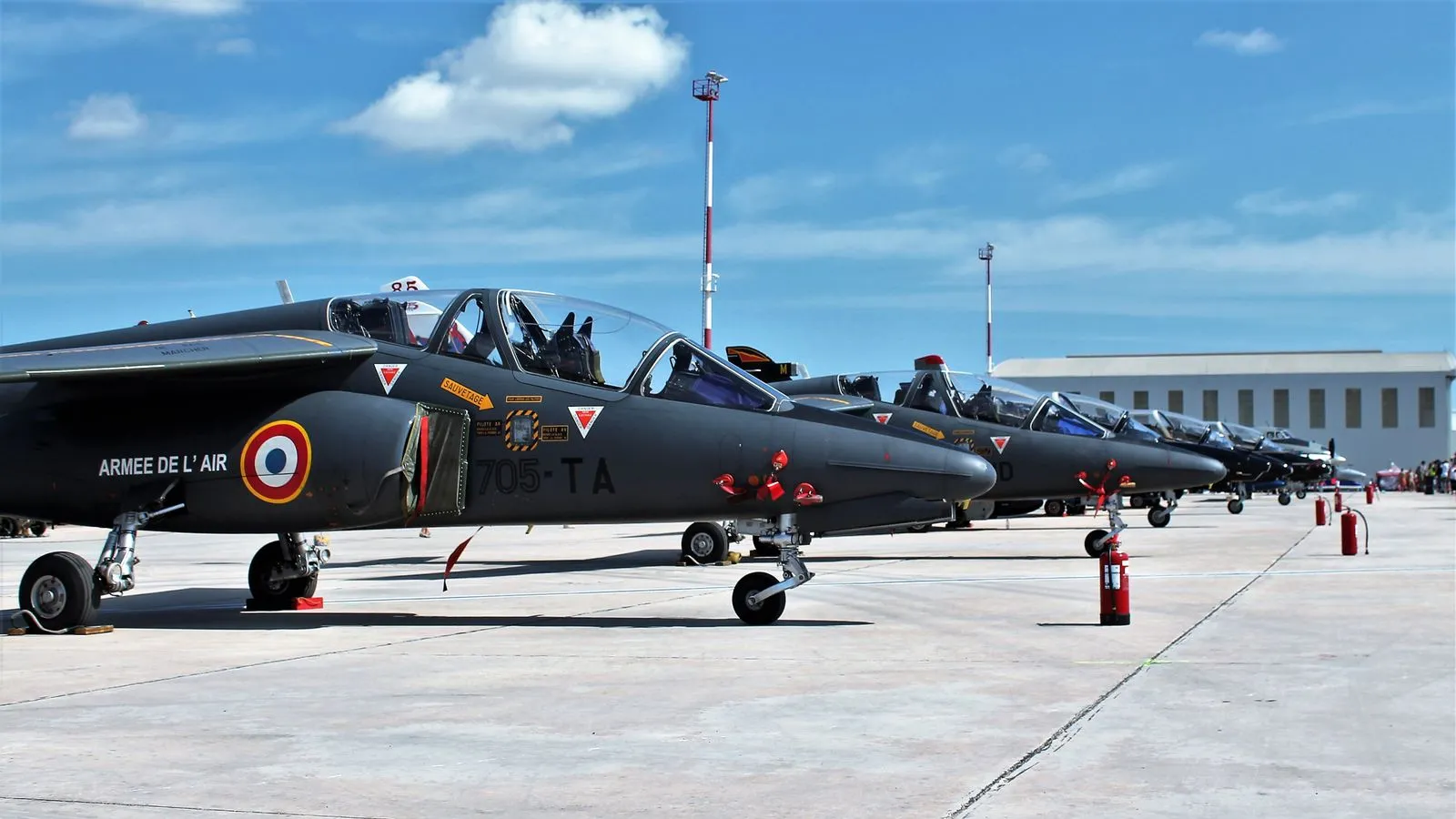 Alpha Jets de l'École de l'aviation de chasse de l'armée de l'Air